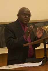 Archbishop Sentamu addresses the Queens' audience. Photo: Andy Boal.