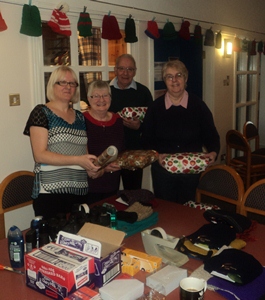 The Mission to Seafarers’ gift wrapping team.