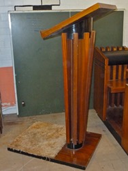 This lectern seeks a new home!