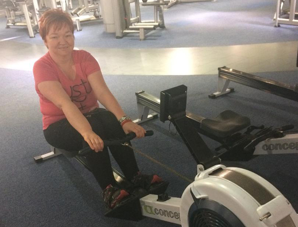 Beverley undertakes Cancer Research UK’s Great Row!