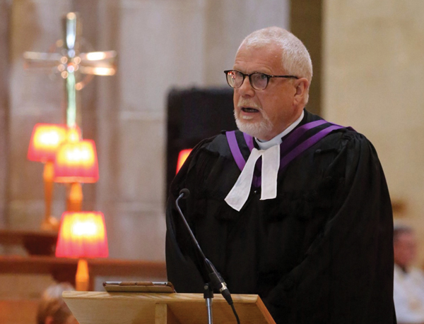 Former Presbyterian Moderator leads Good Friday three-hour service